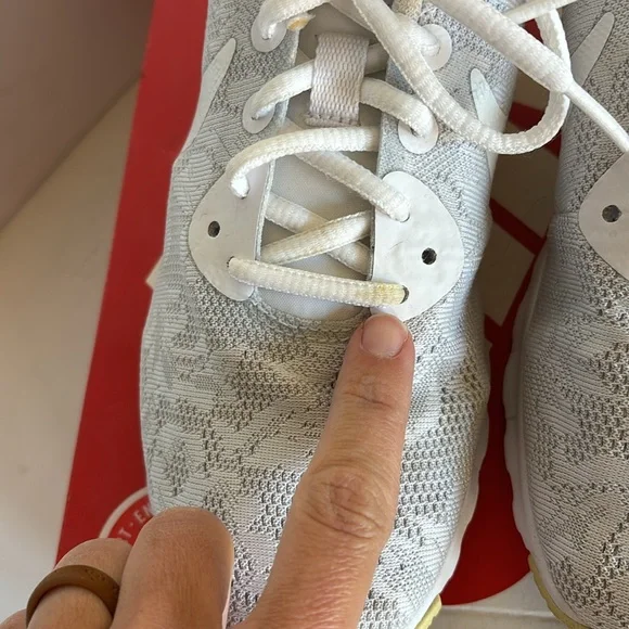 Lace Nike Air Max Shoes 🤍 - Picture 7 of 8